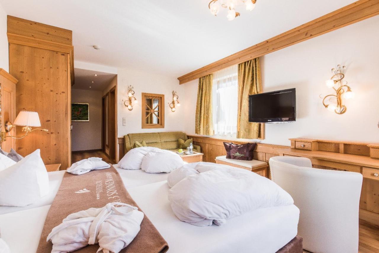 Hotel Dreisonnen 세르파우스 외부 사진