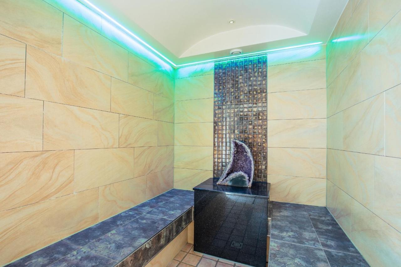 Hotel Dreisonnen 세르파우스 외부 사진